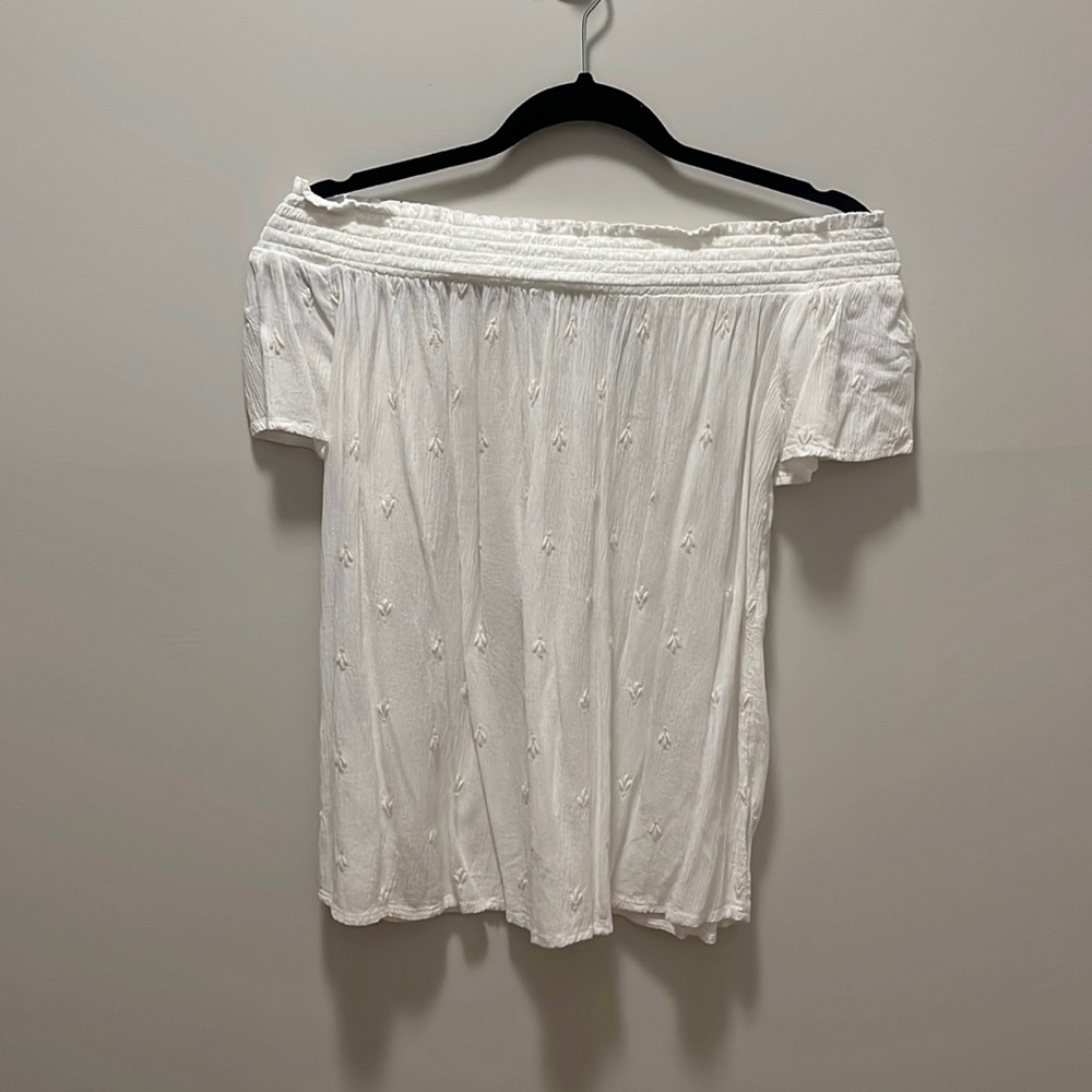OLd Navy Small off the shoulder flowy top in white